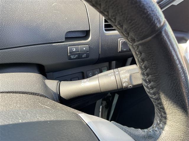 日産 セレナ ２．０ ハイウェイスター Ｖセレクション＋ＳＡＦＥＴＹ Ｓ－ＨＹＢＲＩＤ アドバンストセーフティ ＰＫＧ H26年 () 99