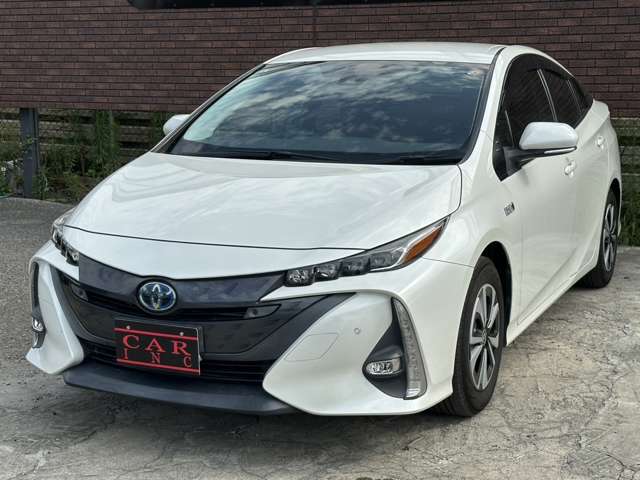 トヨタ プリウスＰＨＶ １．８ Ｓ セーフティパッケージ R1年 (関東) 99