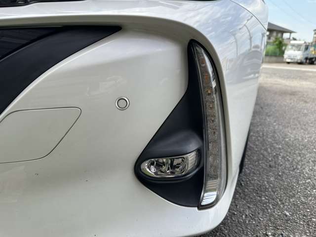 トヨタ プリウスＰＨＶ １．８ Ｓ セーフティパッケージ R1年 (関東) 99