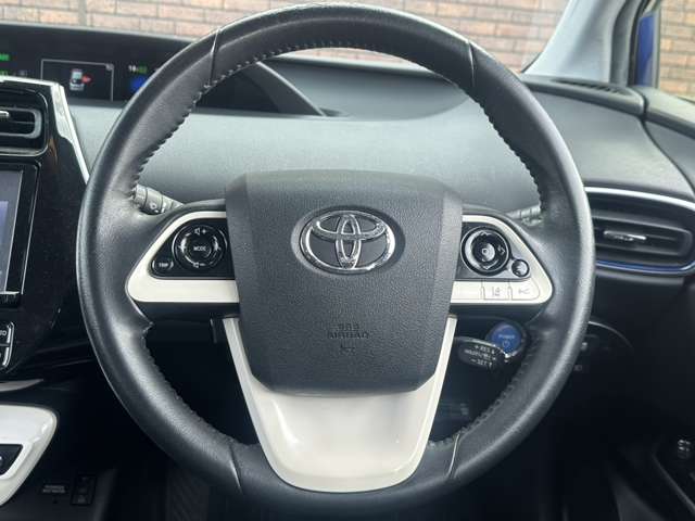 トヨタ プリウス １．８ Ｓ ツーリングセレクション H28年 (関東) 99