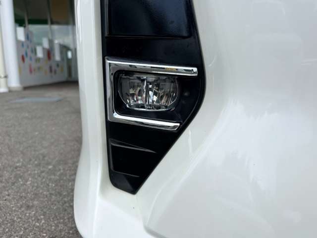 トヨタ ノア ２．０ ＳＩ ＷＸＢＩＩＩ R3年 (九州・沖縄) 99