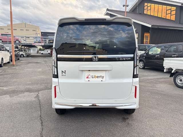 ホンダ Ｎ　ＢＯＸ カスタム ６６０ R8年 () 99