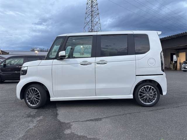 ホンダ Ｎ　ＢＯＸ カスタム ６６０ ターボ R8年 () 99