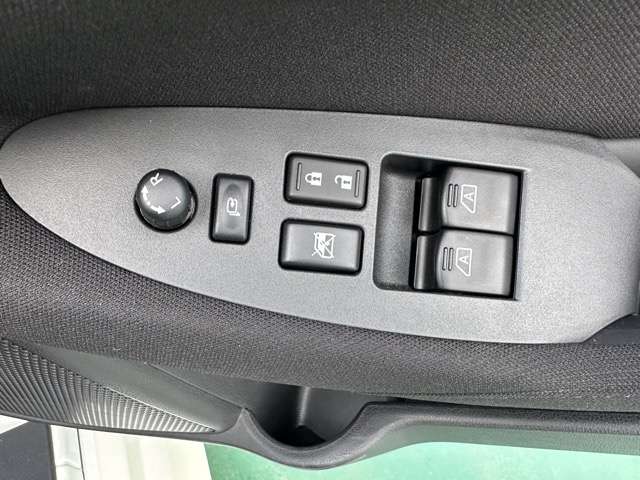 日産 フェアレディＺ ３．０ R7年 () 99