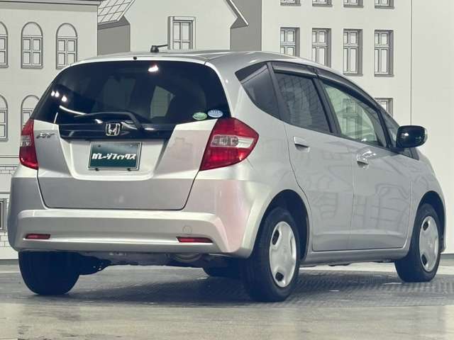 ホンダ フィット １．３ Ｇ H25年 (甲信越・北陸) 99