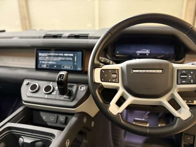 ランドローバー ディフェンダー １１０ ＳＥ ２．０Ｌ Ｐ３００ ４ＷＤ R5年 (近畿) 99