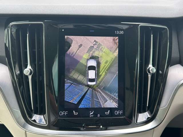 ボルボ Ｓ６０ Ｔ４　モメンタム R2年 (近畿) 99