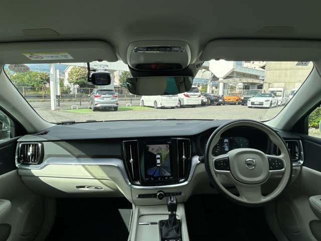 ボルボ Ｓ６０ Ｔ４　モメンタム R2年 (近畿) 99