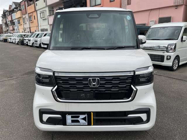 ホンダ Ｎ　ＢＯＸ カスタム ６６０ R8年 () 99