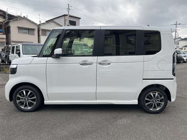 ホンダ Ｎ　ＢＯＸ カスタム ６６０ R8年 () 99