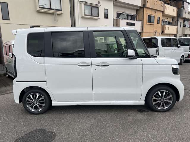 ホンダ Ｎ　ＢＯＸ カスタム ６６０ R8年 () 99