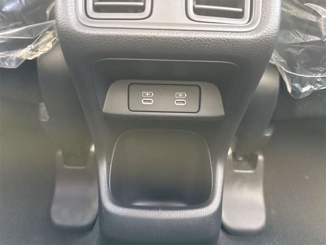 ホンダ ヴェゼル １．５ Ｅ：ＨＥＶ Ｚ R8年 () 99