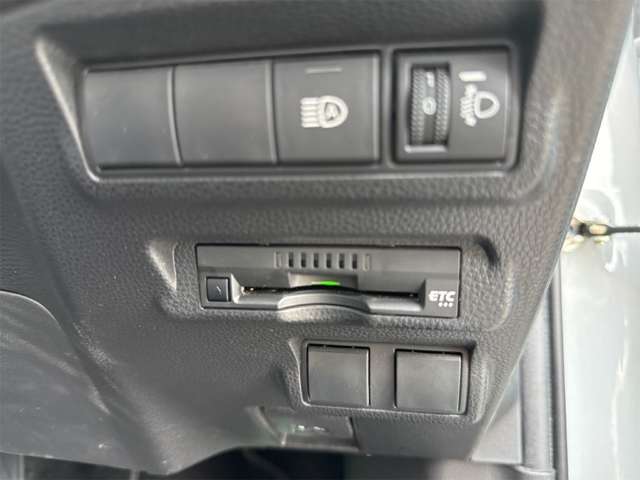 トヨタ カローラクロス １．８ Ｇ R3年 () 99