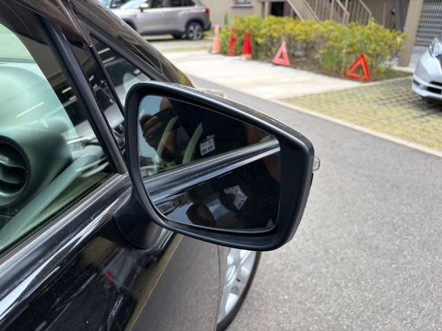 日産 ノート １．２ Ｘ ＤＩＧ－Ｓ H29年 (近畿) 99
