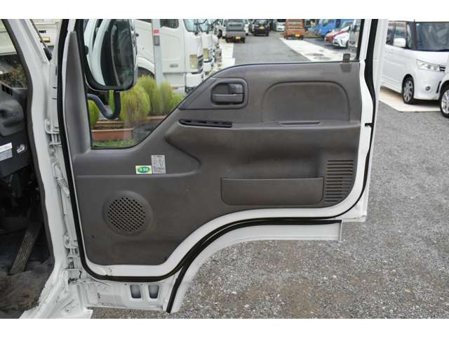 日産 アトラス ２トン深ダンプ H17年 (近畿) 99
