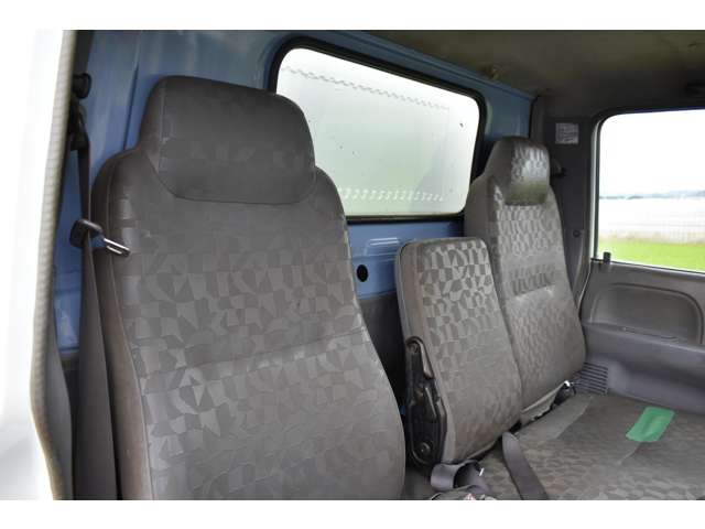 日産 アトラス ２トン深ダンプ H17年 (近畿) 99