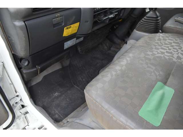 日産 アトラス ２トン深ダンプ H17年 (近畿) 99