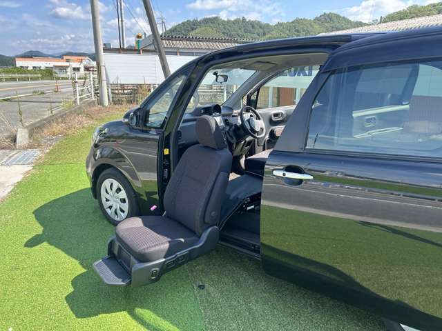 トヨタ ポルテ １．５ Ｆ ウェルキャブ 助手席リフトアップシート車 Ｂタイプ H25年 (近畿) 99