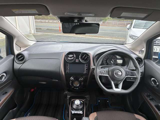 日産 ノート １．２ Ｅ－ＰＯＷＥＲ メダリスト R2年 () 99