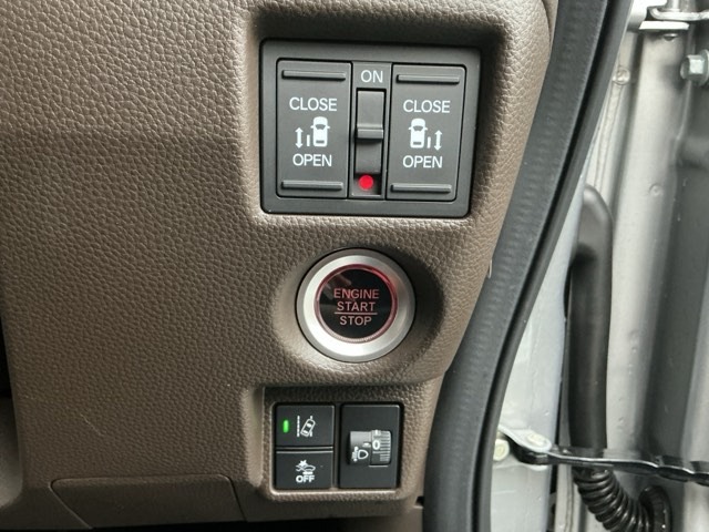 ホンダ Ｎ　ＢＯＸ ６６０ Ｌ ターボ R3年 (近畿) 99
