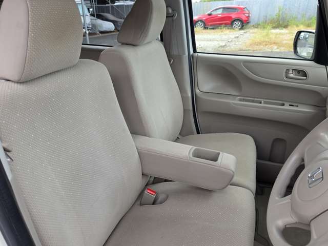 ホンダ Ｎ　ＢＯＸ＋ ６６０ Ｇ ４ＷＤ H25年 (関東) 99