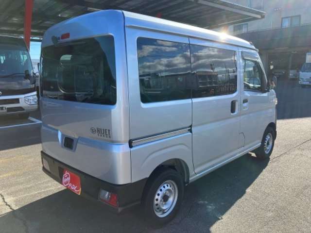 ダイハツ ハイゼットカーゴ ６６０ スペシャルクリーン R4年 (東海) 99
