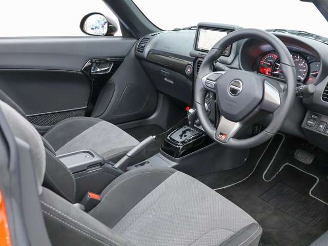 トヨタ コペン ６６０ ＧＲ スポーツ R7年 (東海) 99