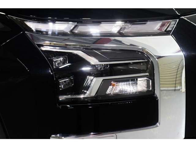 三菱 トライトン ２．４ ＧＬＳ ディーゼルターボ ４ＷＤ R8年 (関東) 99