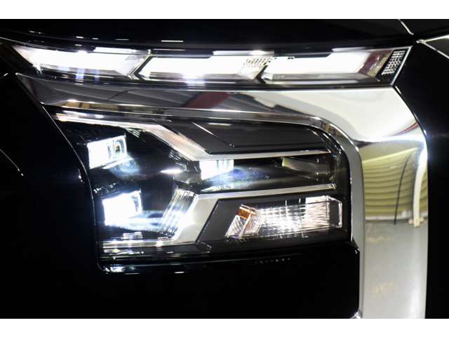 三菱 トライトン ２．４ ＧＬＳ ディーゼルターボ ４ＷＤ R8年 (関東) 99