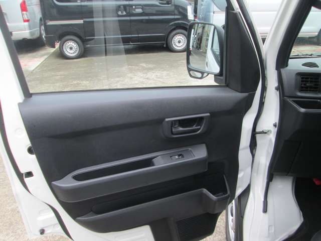 ダイハツ ハイゼットカーゴ ６６０ デラックス R4年 (関東) 99