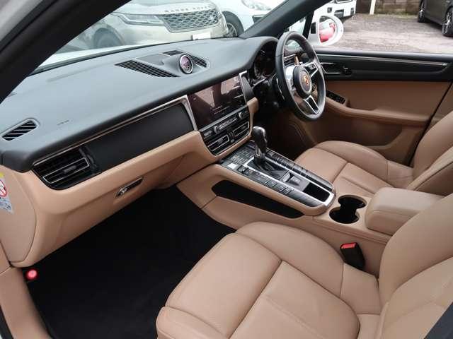 ポルシェ マカン ＰＤＫ ４ＷＤ R2年 (関東) 99