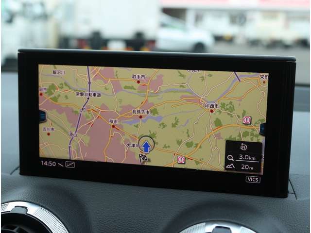 アウディ Ｑ２ １ＳＴ エディション R3年 (関東) 99