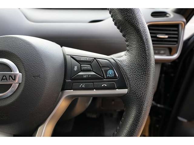 日産 セレナ ２．０ ハイウェイスター Ｖ R1年 (関東) 99