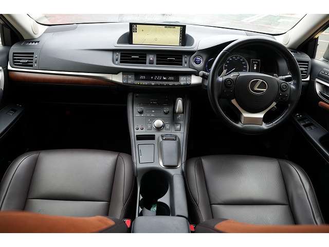 レクサス ＣＴ２００ｈ バージョンＣ H29年 (関東) 99