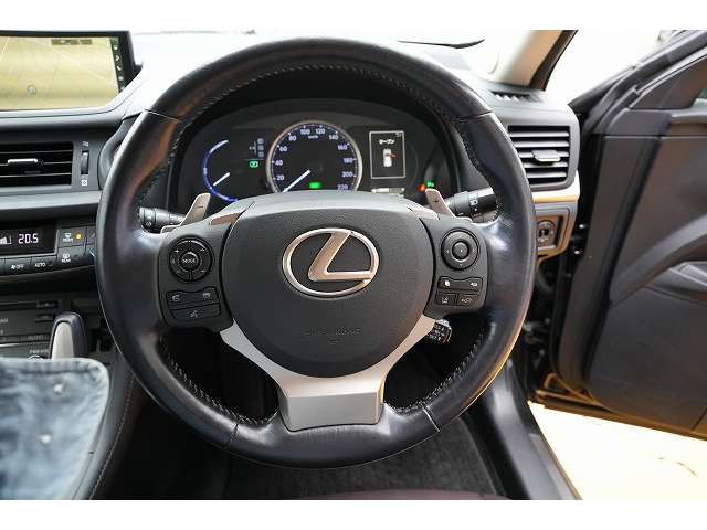 レクサス ＣＴ２００ｈ バージョンＣ H29年 (関東) 99