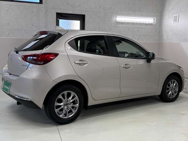 マツダ ＭＡＺＤＡ２ １．５ １５Ｓ サンリット シトラス R3年 (東北) 99