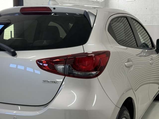 マツダ ＭＡＺＤＡ２ １．５ １５Ｓ サンリット シトラス R3年 (東北) 99