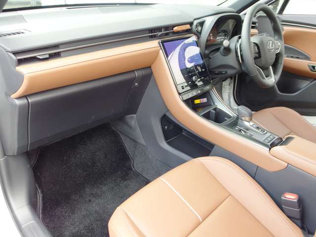 レクサス ＬＢＸ リラックス R8年 (東海) 99