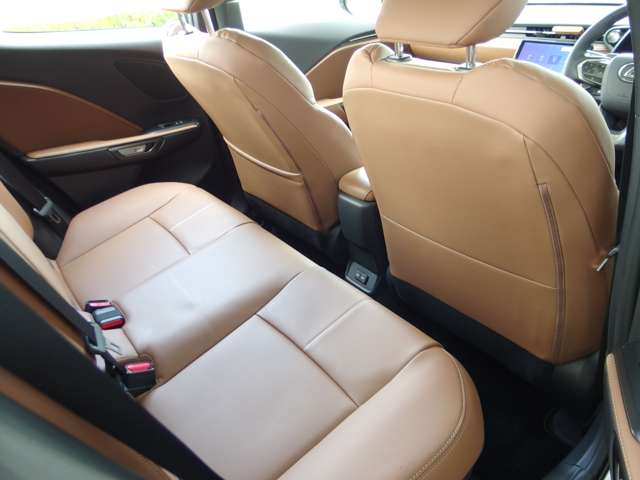レクサス ＬＢＸ リラックス R8年 (東海) 99