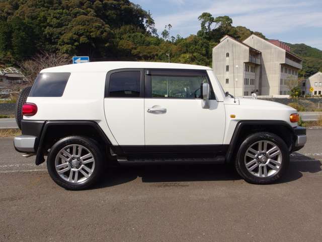 トヨタ ＦＪ　クルーザー ４．０ カラーパッケージ ４ＷＤ H25年 (東海) 99