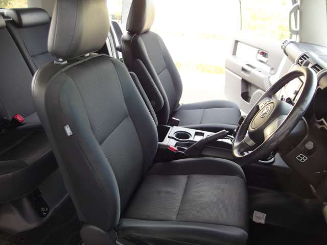 トヨタ ＦＪ　クルーザー ４．０ カラーパッケージ ４ＷＤ H25年 (東海) 99