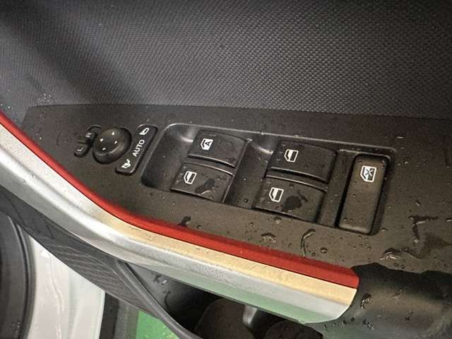 トヨタ ライズ １．０ Ｚ ４ＷＤ R8年 () 99