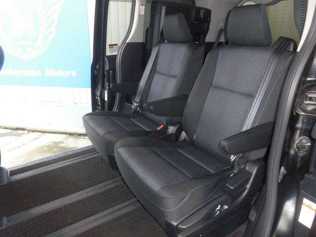 トヨタ ヴォクシー ２．０ ＺＳ H27年 (東海) 99