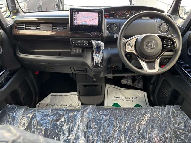 ホンダ Ｎ　ＢＯＸ カスタム ６６０ Ｇ Ｌ ホンダセンシング H29年 (九州・沖縄) 99