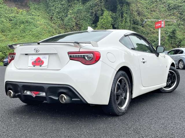 トヨタ ８６ ２．０ ＧＴ リミテッド H28年 () 99
