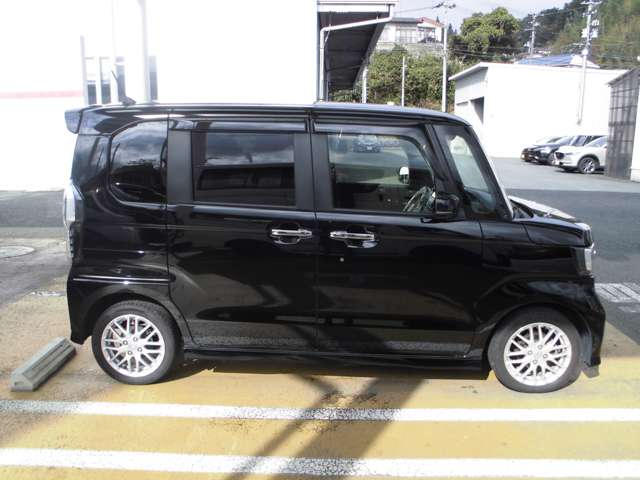 ホンダ Ｎ　ＢＯＸ カスタム ６６０ Ｌ ターボ ４ＷＤ R3年 (東北) 99