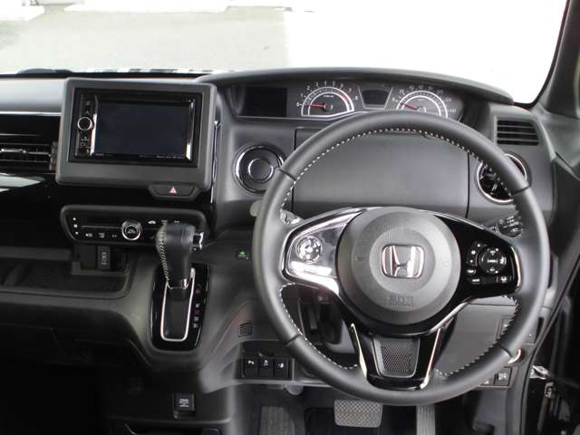 ホンダ Ｎ　ＢＯＸ カスタム ６６０ Ｌ ターボ ４ＷＤ R3年 (東北) 99