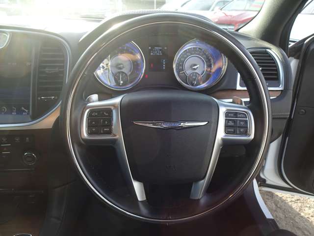 クライスラー ３００ Ｃ　ラグジュアリー H25年 (東北) 99