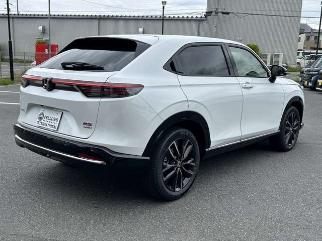 ホンダ ヴェゼル １．５ Ｅ：ＨＥＶ ＲＳ R8年 (関東) 99
