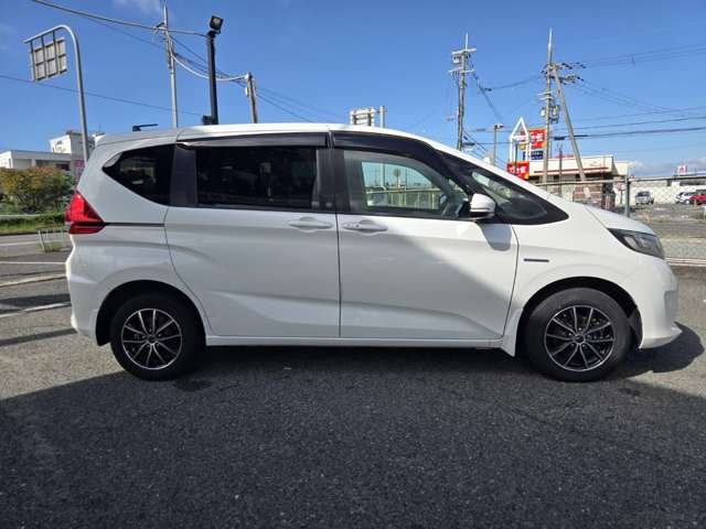 ホンダ フリード＋　ハイブリッド １．５ ハイブリッド Ｇ ホンダセンシング ４ＷＤ H29年 () 99